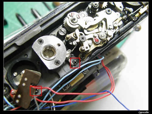 反光镜室固定螺丝